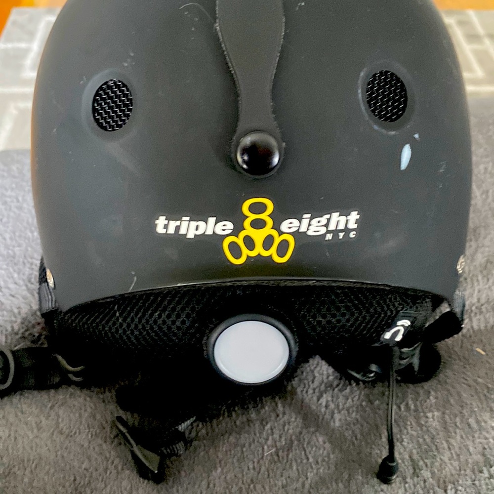 Triple 8 ski -bike - skateboard helmet